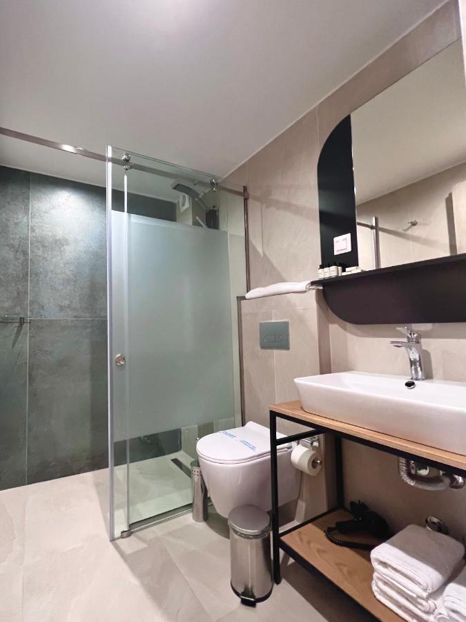 לריסוס La Mer Luxury Apartments מראה חיצוני תמונה
