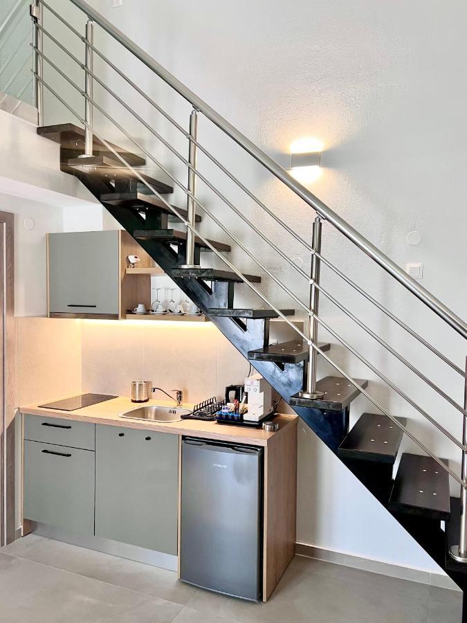לריסוס La Mer Luxury Apartments מראה חיצוני תמונה